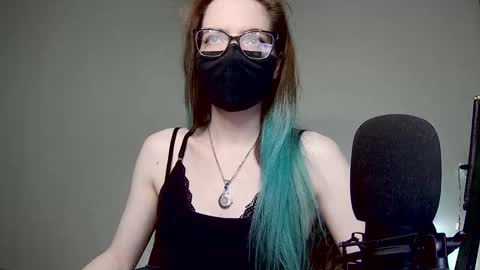 Amber non-nude model online show from 5, 2, 2025