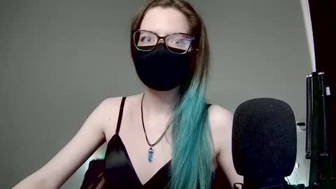 Amber non-nude model online show from 12, 2, 2025