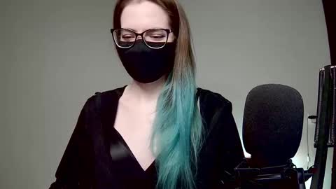 Amber non-nude model online show from 19, 2, 2025