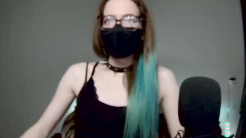 Amber non-nude model online show from 6, 3, 2025