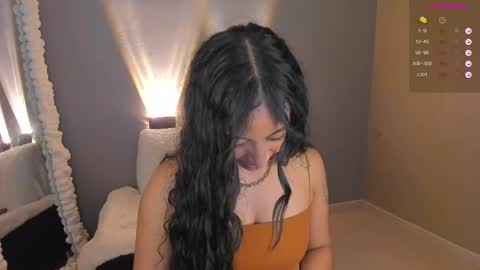 amber_curly online show from 7, 12, 2024