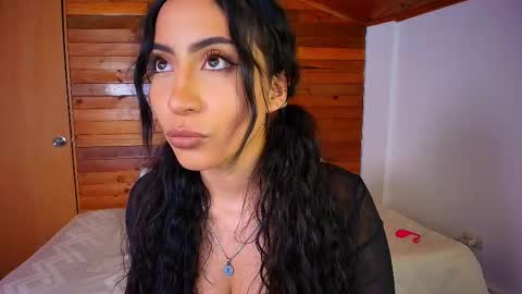 amber_curly online show from 7, 1, 2026