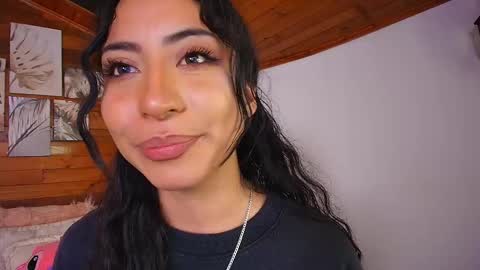 amber_curly online show from 8, 1, 2026