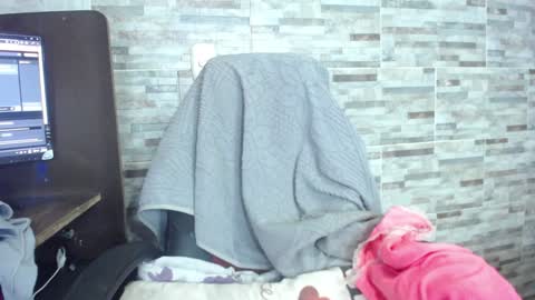 Snapshot of amber_kholin chatting on 2, 2, 2025 scarlett online show from 2, 2, 2025