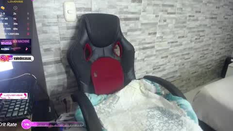 Snapshot of amber_kholin chatting on 4, 3, 2025 scarlett online show from 4, 3, 2025