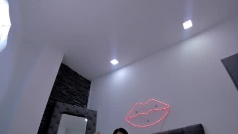 ammber online show from 30, 9, 2025