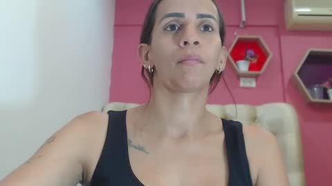 Amber Moore online show from 4, 10, 2025