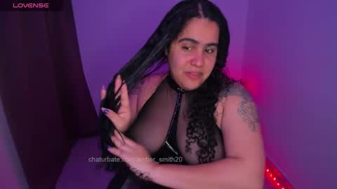 Snapshot of amber_smith20 chatting on 16, 10, 2025 find me here --- online show from 16, 10, 2025