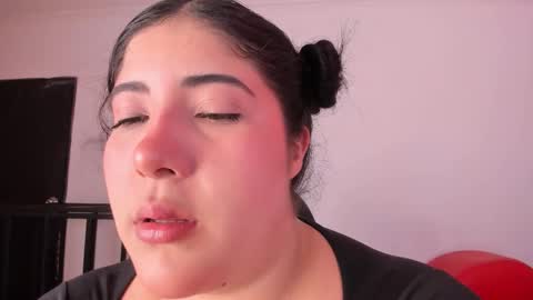 Snapshot of amberinihoffman chatting on 12, 2, 2026 Amber online show from 12, 2, 2026