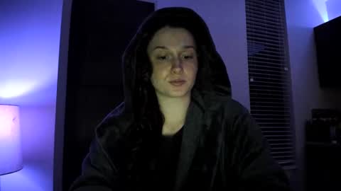 amberkinsley online show from 6, 12, 2024