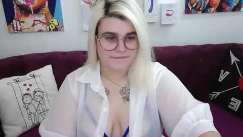 Amber online show from 3, 11, 2025