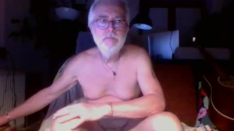 Amberr11 online show from 28, 9, 2025
