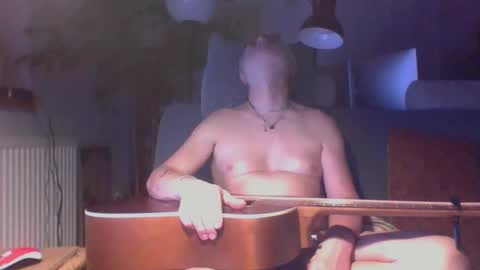 Snapshot of amberr11 chatting on 20, 10, 2025 Amberr11 online show from 20, 10, 2025