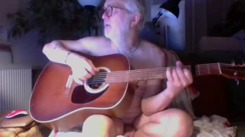 Snapshot of amberr11 chatting on 27, 10, 2025 Amberr11 online show from 27, 10, 2025