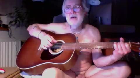 Snapshot of amberr11 chatting on 6, 1, 2026 Amberr11 online show from 6, 1, 2026