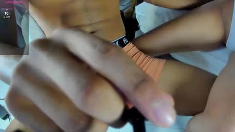 amberr_blue online show from 9, 10, 2025