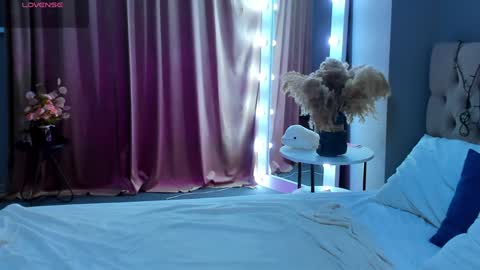 Ameli Lorans online show from 6, 2, 2025