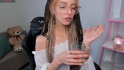 Snapshot of ameli_shell chatting on 20, 11, 2025 Ameli online show from 20, 11, 2025