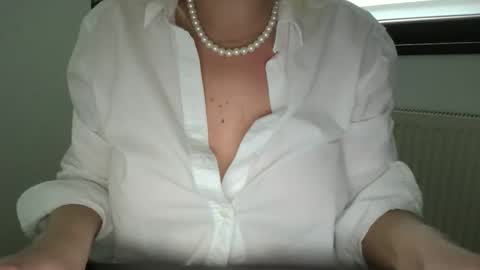 Beatrice online show from 30, 11, 2025