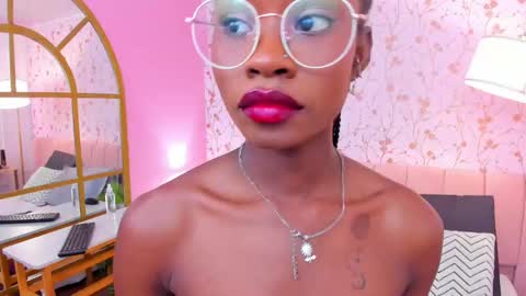 Amelia Adams online show from 20, 2, 2025