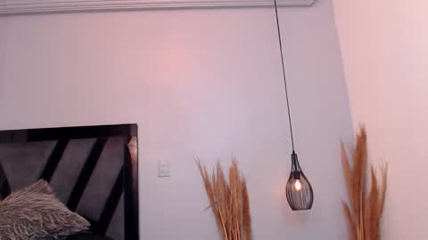 Snapshot of amelia_brixton chatting on 24, 10, 2025 AMELIA online show from 24, 10, 2025