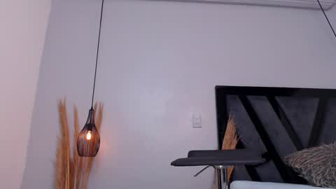 Snapshot of amelia_brixton chatting on 13, 11, 2025 AMELIA online show from 13, 11, 2025