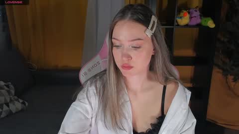 Your Amelia online show from 4, 1, 2025