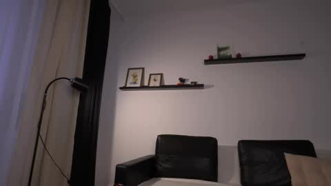 Snapshot of ameliamber0 chatting on 30, 11, 2025 Amelia online show from 30, 11, 2025