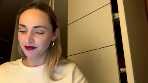 Amelie online show from 13, 2, 2026