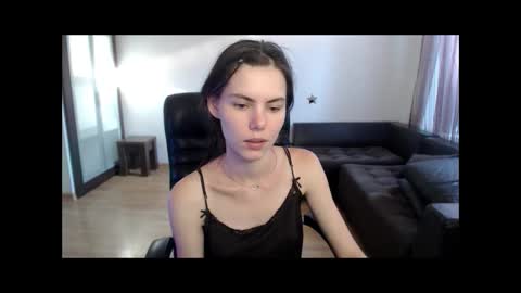 Amelie online show from 8, 9, 2025