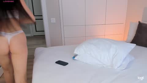 Snapshot of amelinalove chatting on 3, 12, 2024 Amelina Love online show from 3, 12, 2024