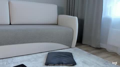 Snapshot of amelinalove chatting on 13, 9, 2025 Amelina Love online show from 13, 9, 2025