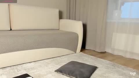 Snapshot of amelinalove chatting on 20, 11, 2025 Amelina Love online show from 20, 11, 2025