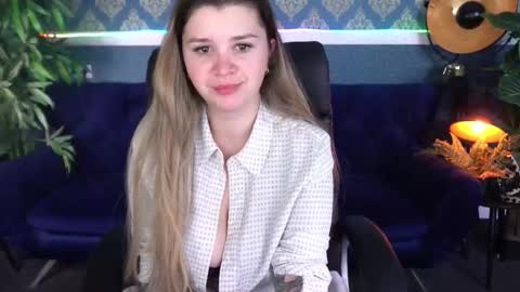 amellymillyy online show from 3, 12, 2025