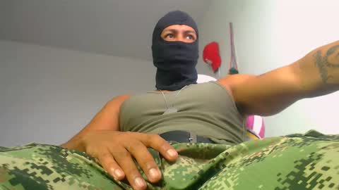 Snapshot of american_challenges chatting on 11, 10, 2025 miguel online show from 11, 10, 2025