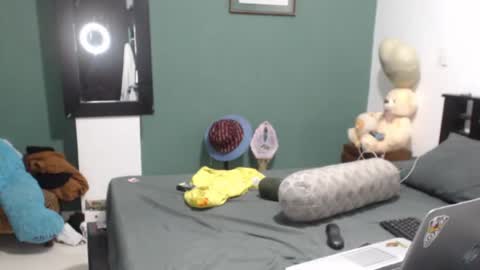 Snapshot of americanbig_dick chatting on 10, 9, 2025 Lucian online show from 10, 9, 2025