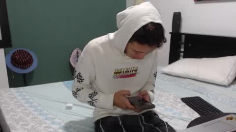 Snapshot of americanbig_dick chatting on 16, 9, 2025 Lucian online show from 16, 9, 2025