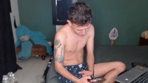 Snapshot of americanbig_dick chatting on 16, 10, 2025 Lucian online show from 16, 10, 2025