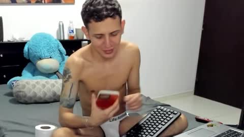 Snapshot of americanbig_dick chatting on 13, 11, 2025 Lucian online show from 13, 11, 2025