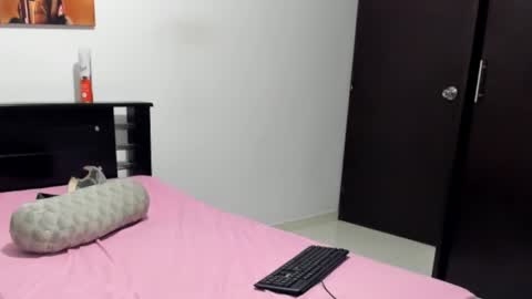 Snapshot of americanbig_dick chatting on 24, 11, 2025 Lucian online show from 24, 11, 2025