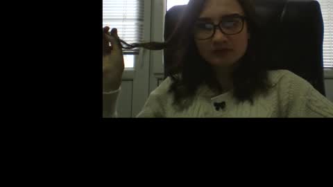 Julia  online show from 13, 2, 2025