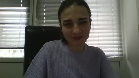 Julia  online show from 19, 2, 2025
