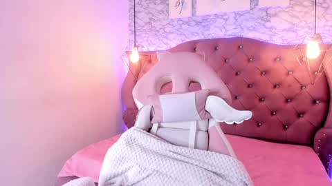      online show from 12, 1, 2025