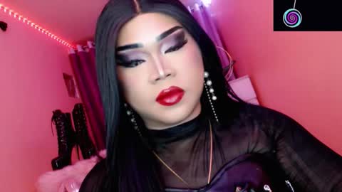 Queen Mireska online show from 24, 10, 2025