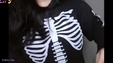 Snapshot of amilustxx chatting on 20, 9, 2025 amilust online show from 20, 9, 2025