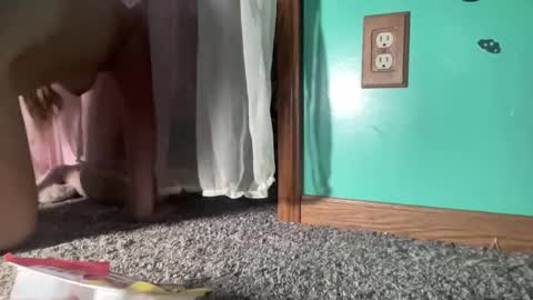 aminamae181832 online show from 3, 12, 2025