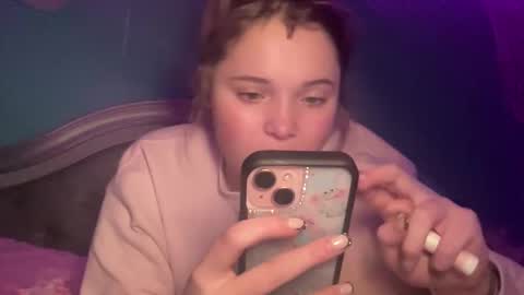 aminamae181832 online show from 14, 1, 2026