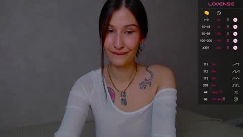 Camilla online show from 21, 10, 2025