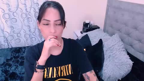 Snapshot of ammanda_ chatting on 8, 2, 2025 diana online show from 8, 2, 2025