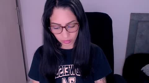 Snapshot of ammanda_ chatting on 15, 10, 2025 diana online show from 15, 10, 2025